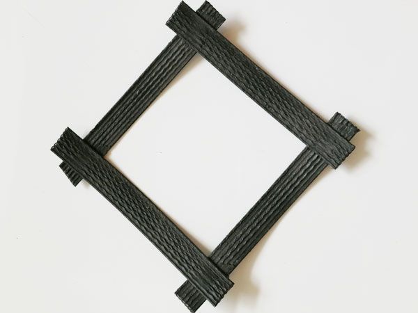 鋼塑復(fù)合土工格柵的優(yōu)勢(shì)